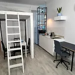 Lazienki Krolewskie Z Antresola I Widokiem * 华沙
