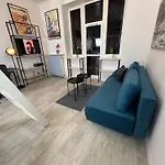 公寓 Lazienki Krolewskie Z Antresola I Widokiem 华沙